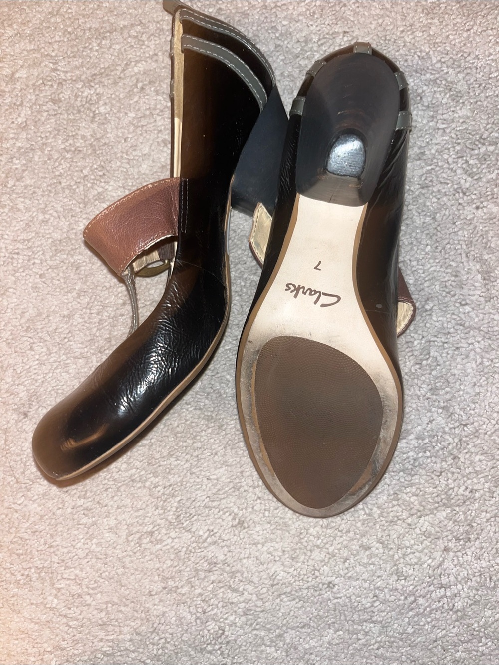 Clarks Black Leather Mary Jane Heels with Brown Strap - Picture 5 of 6